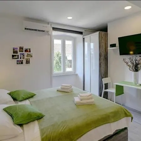 Stone Casa *